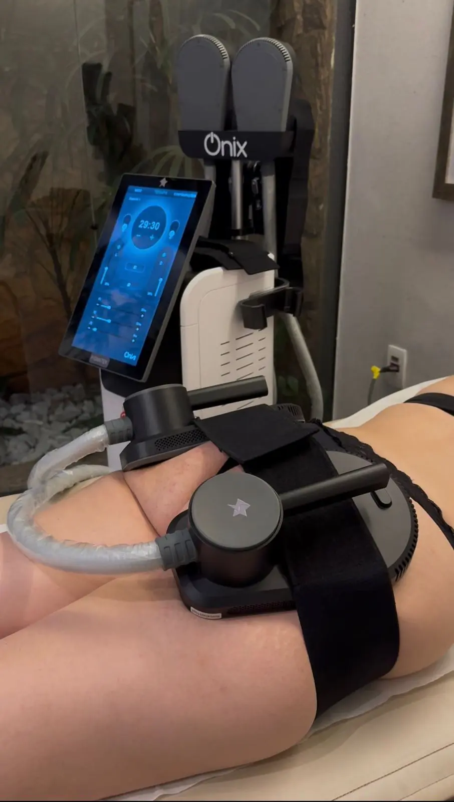 Equipamento utilizado para estimular a musculatura dos glúteos